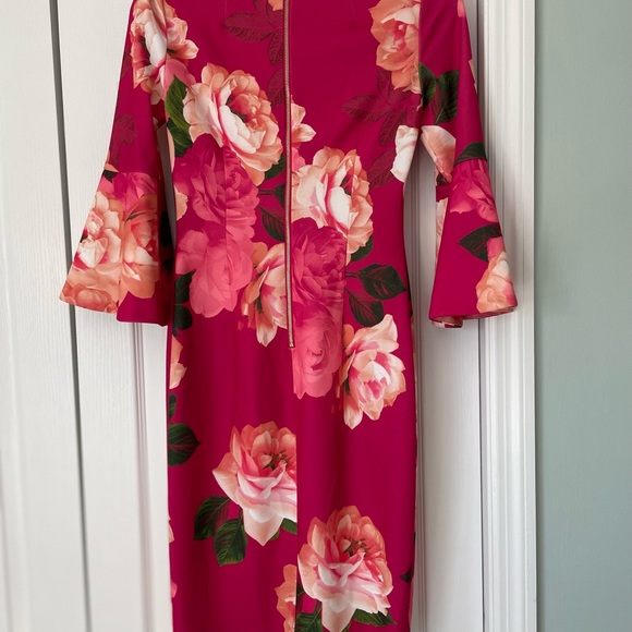 Calvin Klein fitted knee length dress. - Picture 2 of 3